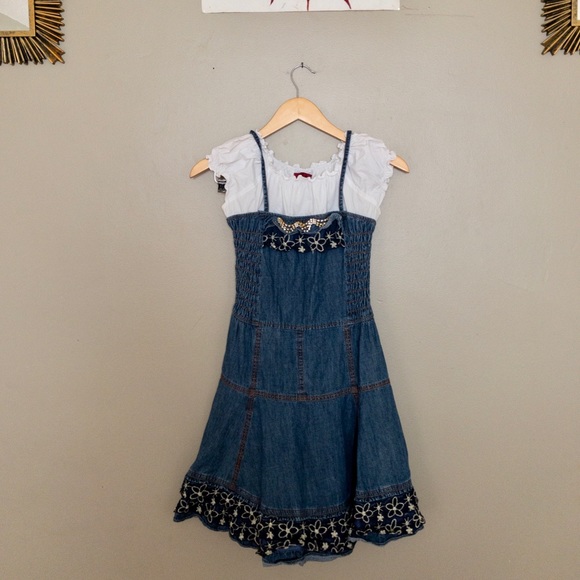 Cute smocked jean style dress NWOT - Picture 1 of 5